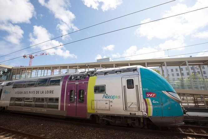 un TER régional en gare de Nantes